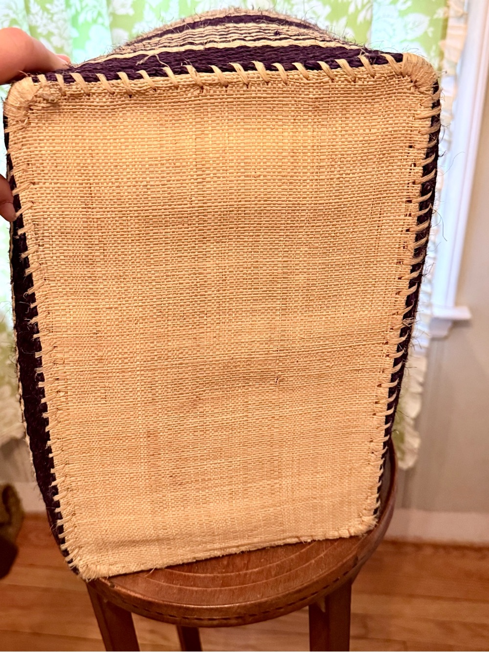 Mar y sol Woven sisal with raffia Pom-Poms Tote Bag in Navy and Cream NWT - Picture 5 of 6